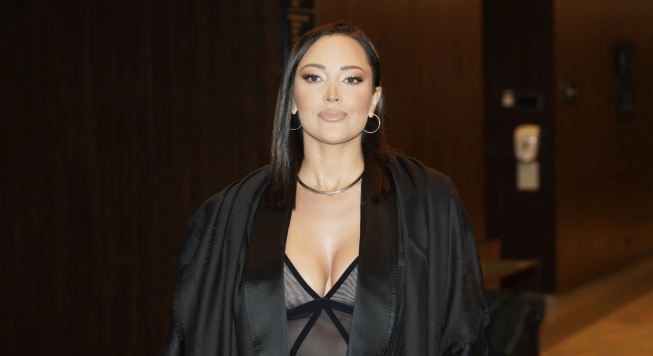 USPELA JE DA MUNJEVITO SKINE 23 KILOGRAMA, ALI JEDNE SE STVARI NIJE ODREKLA Kako je Aleksandra Prijović smršala i dovela liniju do savršenstva?