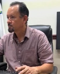 MAJKO MILA, DA LI JE OVO NORMALNO? Jednim pogledom na ćerku otkrio da je dečko vara, kad čujete čime se TATA bavi - zanemećete! (VIDEO)