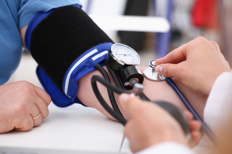 ŠTA STVARA NAJVEĆI RIZIK OD SRČANOG UDARA Lekari konačno otkrili tajnu, nije duvan u pitanju