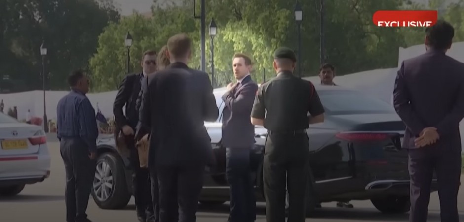 SLIKAO ŽENE U TERETANI, PRODAVNICI, PRIJAVILA GA PROSTITUTKA Skandal na Novom Zelandu, pomoćnik premijera pod istragom