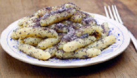 VALJUŠCI SA MAKOM Bude nostalgiju na dane detinjstva, a gotovi očas posla