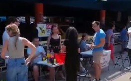 BRUTALNO KRŠENJE IZBORNE TIŠINE Jezivo čime se bave blokaderi u Zaječaru! (VIDEO)