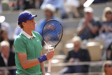 NESTVARNO Majka je plakala, ali šta je sa ocem? Siner šokirao ceo svet