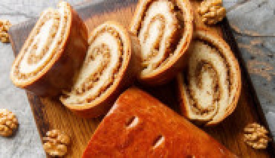 ŠTRUDLA SA ORASIMA Starinski recept za neodoljivu poslasticu, biće mekana i sočna