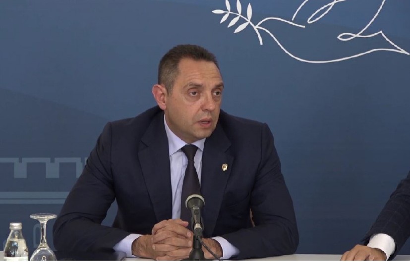 SRBIJA JE REKLA DA NEĆE PRIHVATITI NASILJE UMESTO IZBORA Pokret socijalista Aleksandra Vulina čestitao Vučiću i SNS-u