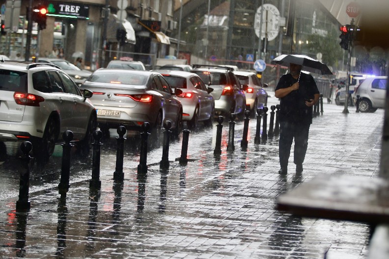 U OVOM DELU SRBIJE DANAS ĆE DA PLJUŠTI! Oglasio se RHMZ ranom zorom