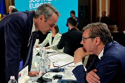 BLOKADERSKI MEDIJI U OČAJU "Samo je Vučić odbio da se pridruži napadima na Rusiju!"