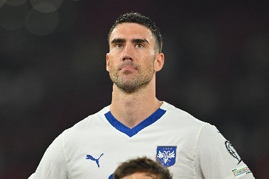 SRBIN DEO ISTORIJSKE TRAMPE Dušan Vlahović menja klub, ali ostaje u Italiji