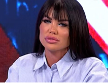 SKINULA SE BIVŠA MODELSICA I POKAZALA IZVAJANO TELO Muškarcima popade vilice, njene hot obline dovode do ludila (FOTO)