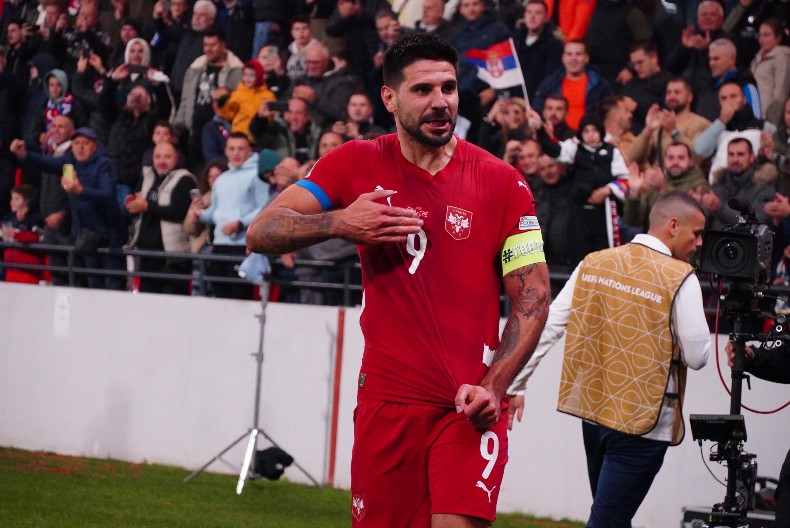 KAKVA BOMBA Real Madrid želi Aleksandra Mitrovića!?