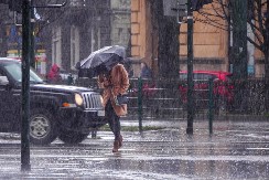 POSLE OVOG DATUMA STIŽE NOVI TOPLOTNI TALAS U SRBIJU, A PRE TOGA "HLADAN TUŠ" Evo gde se očekuju pljuskovi sa grmljavinom