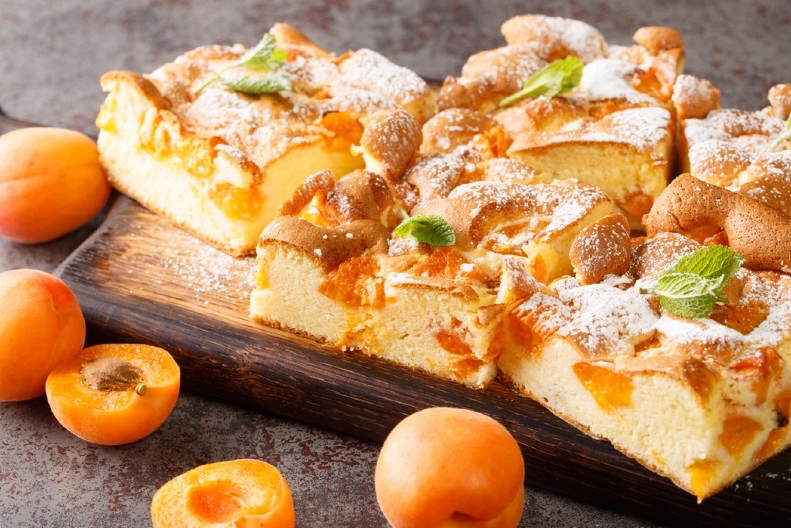 BRZ I SOČAN Starinski kolač od kajisija je poslastica kojoj nema mane, miriše na detinjstvo