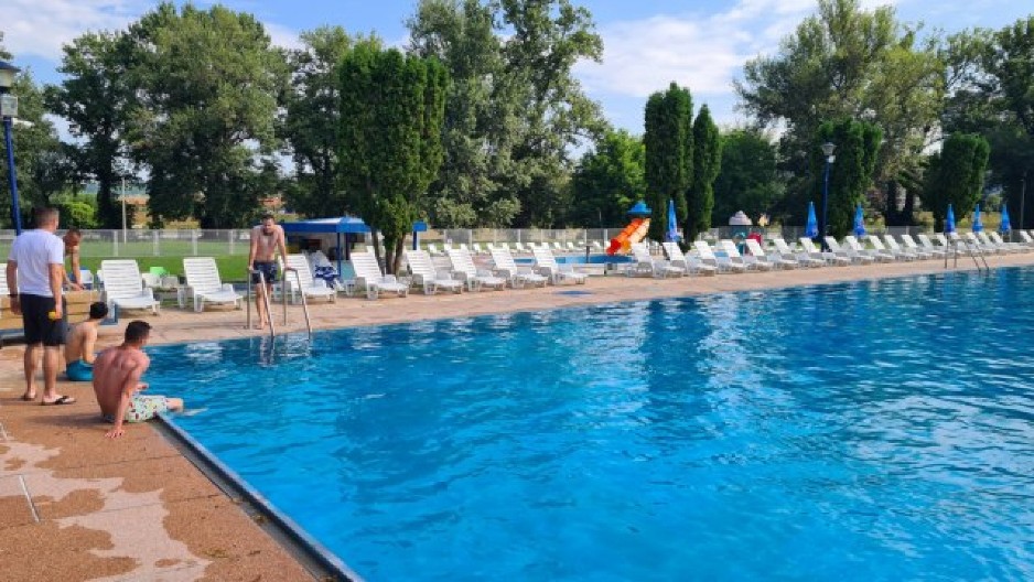 HIT LETNJE SEZONE U SRBIJI Kupanje, dnevne i noćne žurke, sve za cenu jedne kafe