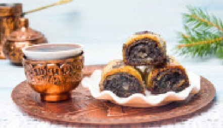 BAKLAVA SA MAKOM Mirisna poslastica koja budi magiju iz 1001 noći, po dugo čuvanom receptu