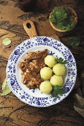 NJOKE SA SVINJETINOM I POVRĆEM Poćiće vam voda na usta koliko je ukusno