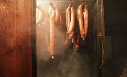 Kod komšija se hitno povlači popularna kobasica – otkrivena opasna bakterija