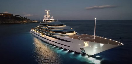 SPEKTAKULARNA JAHTA UPLOVILA U JADRAN Vlasnica najbogatija žena sveta