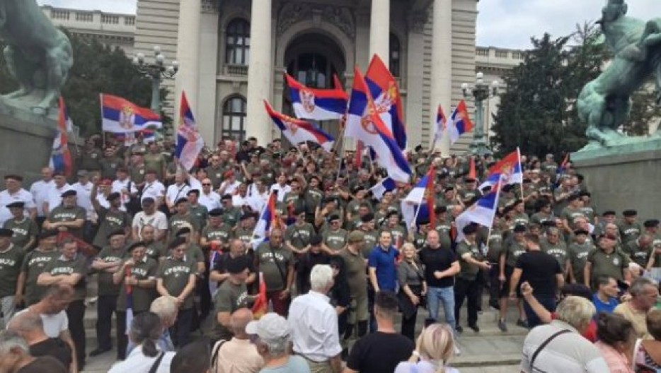 "JUNACI SRBIJE" Vučić objavio fotografiju veterana na Vidovdan