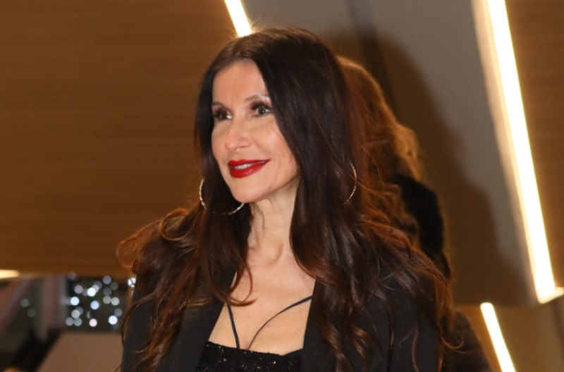 ĆERKA SNEŽANE DAKIĆ ZABLISTALA NA MATURI Laura u haljini iz snova, a tek da vidite u kakvom izdanju ju je mama ispratila