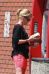 POZNATOJ GLUMICI POČELO DA OTKAZUJE SRCE Mislila je da se oseća loše zbog umora, a ovaj simptom je mesecima ignorisala