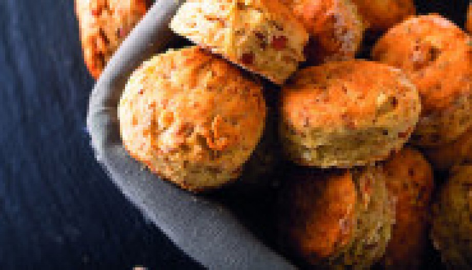 POGAČICE SA ČVARCIMA Pojedu se u slast, posle ovog recepta ćete zaboraviti na pekaru