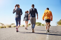 NEVIDLJIVI SIMPTOM OPASNE BOLESTI Svi ga ignorišu, a prvi se pojavi dok hodate