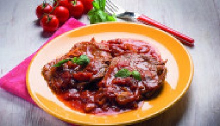 LOVAČKE ŠNICLE PO KAFANSKOM RECEPTU Sočne i slasne, polizaćete i tanjir koliko su ukusne