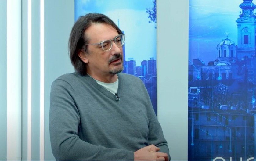 BLOKADERI IZAZIVAJU GNEV KOD NEUTRALNIH Rodić: Bojim se da je Vučić u pravu i da će uskoro morati on da ih brani od besnog naroda