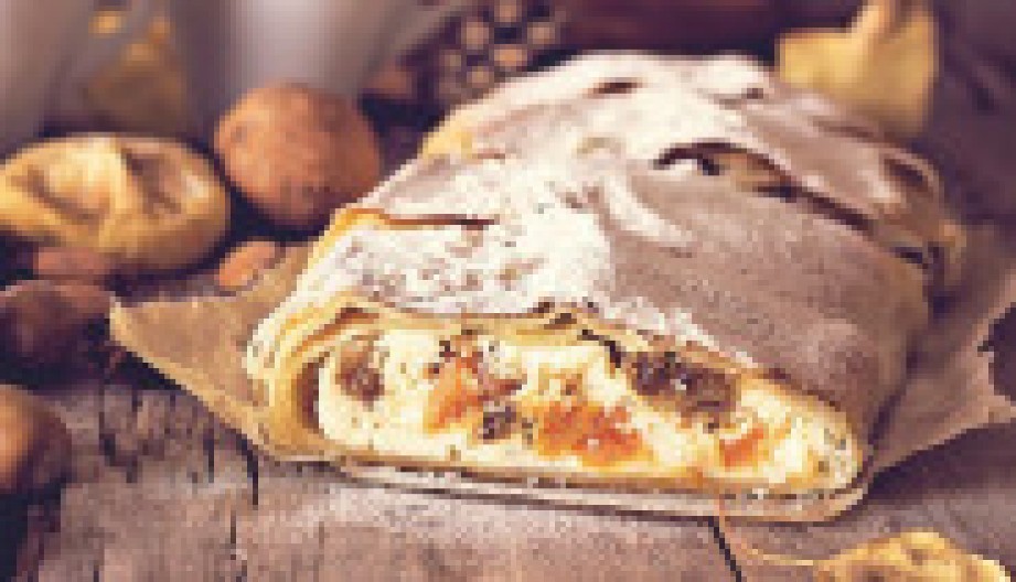 ŠTRUDLA SA KAJSIJAMA Mirisna, sočna i mekana kao duša, baš kao ona bakina!