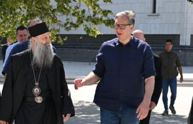PREDSEDNIK I PATRIJARH SUSRELI SE SA VAŽNIM GOSTOM Vučić i Porfirije u Hramu Svetog Save (FOTO)