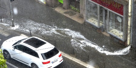 OVA PORUKA MOŽE SPASITI ŽIVOT! Evo kako funkcionišu SMS upozorenja MUP-a i u KOJIM situacija ćemo ih dobijati