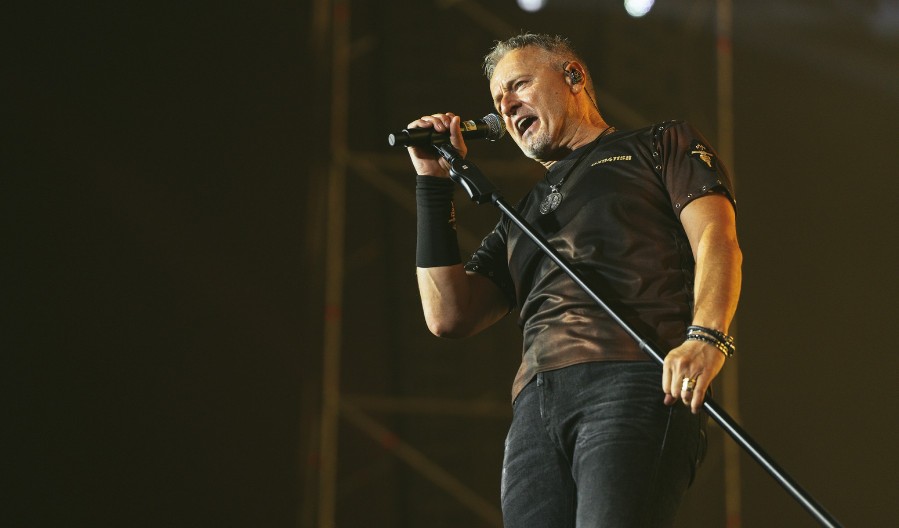 UŽAS! Ustaški kolumnista veliča "Za dom spremni" i poručuje: Divimo se blokaderima u Srbiji, ali narod glasa za Vučića!