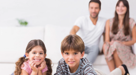 NOVE OLAKŠICE ZA RODITELJE Komšije će izdvajati 110 evra mesečno za svako dete