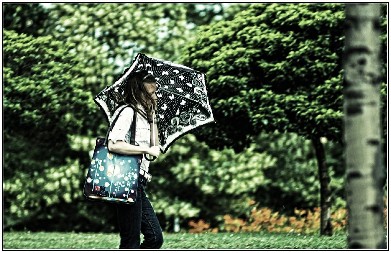 LETNJE VREME NA ČEKANJU! Pljuskovi zahvatili Srbiju, ali ne zadugo