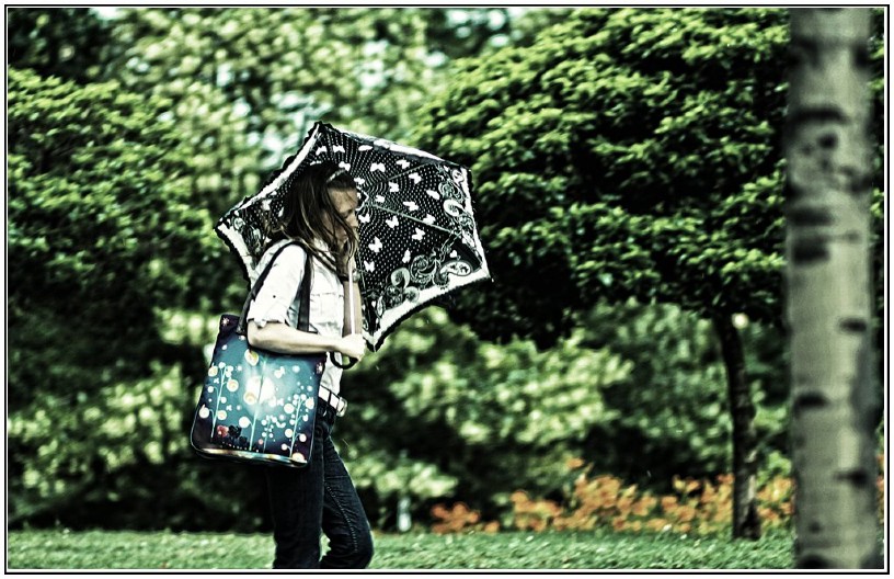 LETNJE VREME NA ČEKANJU! Pljuskovi zahvatili Srbiju, ali ne zadugo