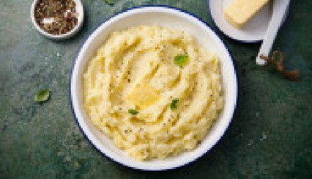 KREMASTI PIRE KROMPIR Najbolje služite uz ćufte ili šnicle, za ručak koji se pamti