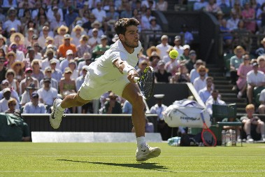 KARLITOS PREŽIVEO AMERIČKOG BOBMARDERA Nezaustavljivi Alkaraz će braniti titulu na Vimbldonu