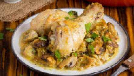 BATACI NA ŠAMPINJONIMA Rapsodija ukusa u svakom zalogaju, a meso se lepi za prste