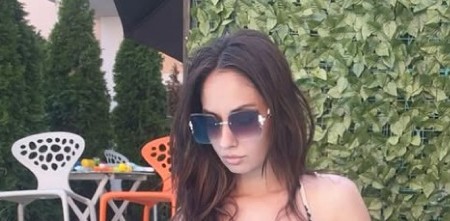 POZNATA PEVAČICA NE ŽELI DA BUDE MAJKA Sandra poslala poruku, pa šokirala naciju!