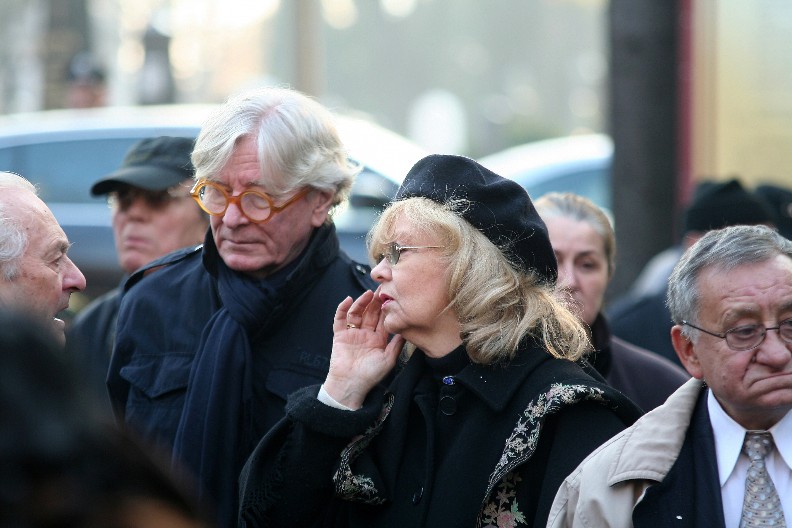 GLUMAC JE NOĆI PROVODIO SA MILENOM DRAVIĆ, DOK GA JE KUĆI ČEKALA SUPRUGA Velika tajna isplivala nakon mnogo godina!
