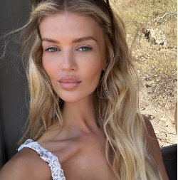 "TOPLO MI JE OKO SRCA ŠTO SAM OTIŠLA IZ HRVATSKE" Mis planete zgrožena domovinom, oglasila se iz Emirata!