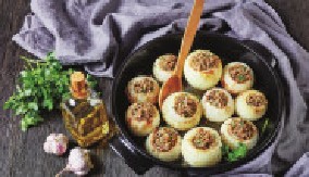 SOGAN DOLMA Podsećaju na punjene paprike, a ukusom ostavljaju bez daha