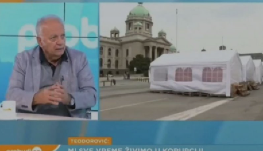 IDEOLOG BLOKADERA BESAN JER JE PORAŽEN: Izvređao Vučića zbog nezavisne politike i studente jer žele da uče: To su siledžije i prostitutke!