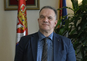 OGLASIO SE MINISTAR PROSVETE Nova informacija o polaganju prijemnih ispita za fakultete