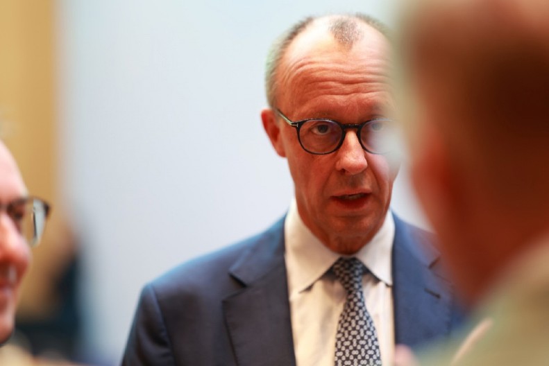 NEMAČKA ZAMKA ZA UKRAJINU Merc zakucao ekser u sanduk Zelenskog