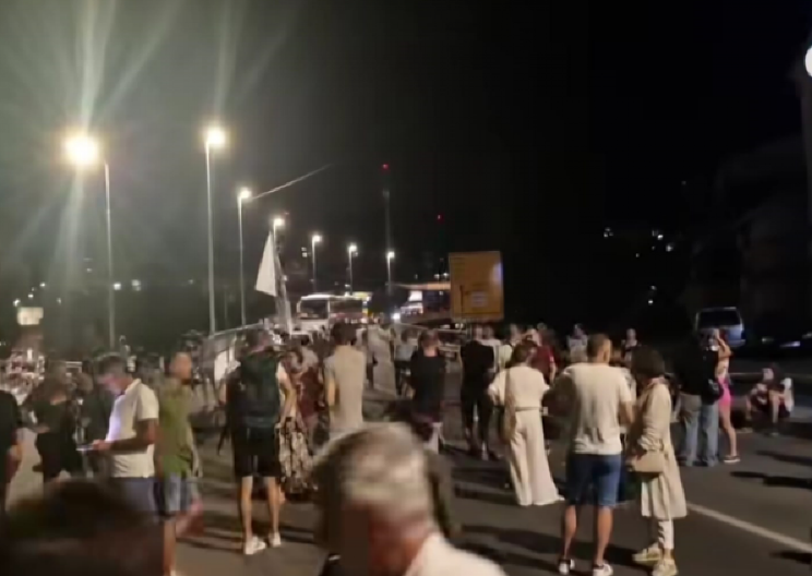 ZGUBIDANI SPREMAJU NAJMRAČNIJI SCENARIO DO SAD "Nema hrane, goriva, keša u bankama" - "tenkovi nemoćni"