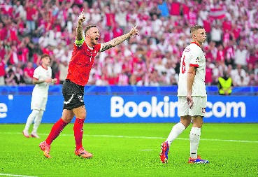 TERZIĆ PONOSAN NA MEGA TRANSFER "Dolazak Marka Arnautovića jedno od najvećih pojačanja u istoriji Crvene zvezde"