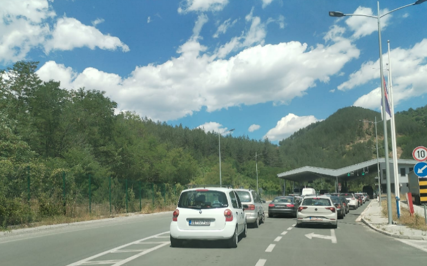 VELIKI KOLAPS NA GRANICI SA SRBIJOM Haos u oba smera (FOTO)