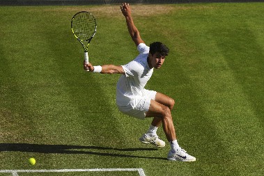 ALKARAZ URADIO ISTO ŠTO I ĐOKOVIĆ I SINER Španac sve iznenadio i napravio gadan problem