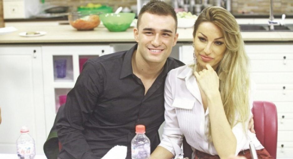 NAKON RASKIDA SA RADOM MANOJLOVIĆ POTPUNO NESTAO! Evo kako danas izgleda Haris Berković (FOTO)